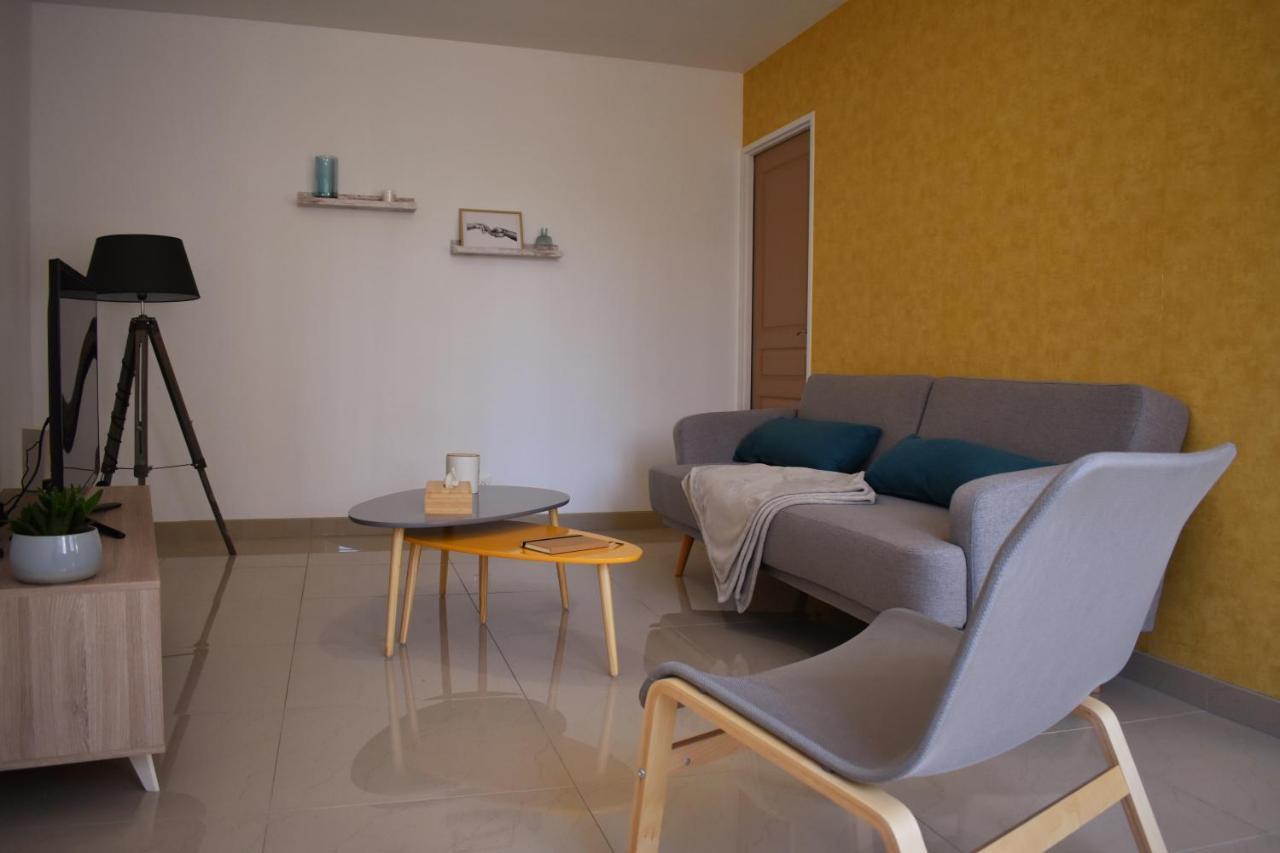 Maison Renovee Au Calme Dannevoux