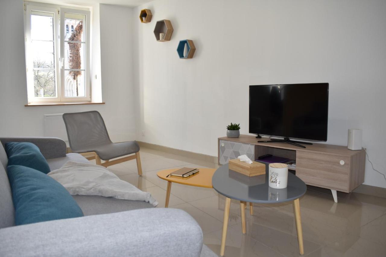 Maison Renovee Au Calme Dannevoux